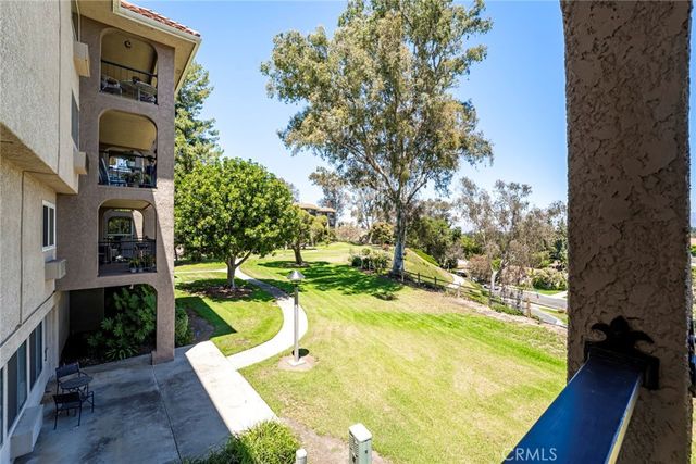 5372 Punta Alta 1C, Laguna Woods, CA 92637