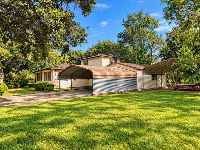 4710 Bailey Rd Road, Pearland, TX 77584