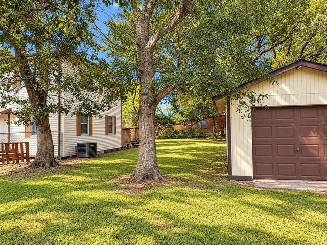 4710 Bailey Rd Road, Pearland, TX 77584
