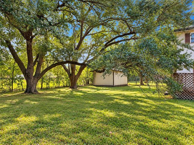 4710 Bailey Rd Road, Pearland, TX 77584