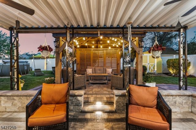 909 Newark Ave, Manville Boro, NJ 08835