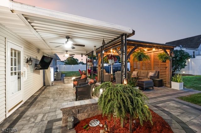 909 Newark Ave, Manville Boro, NJ 08835