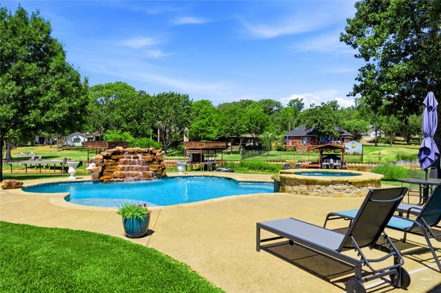 7001 Michael Lane, Eustace, TX 75124