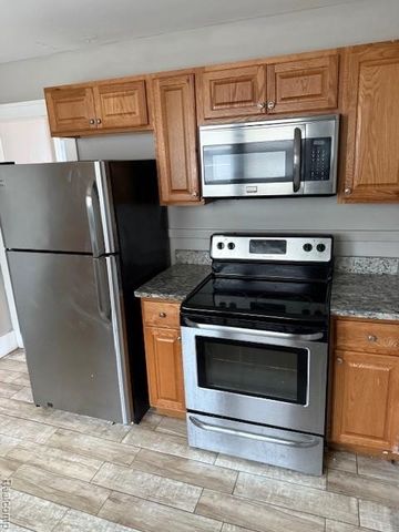 14951 Strathmoor Street, Detroit, MI 48227