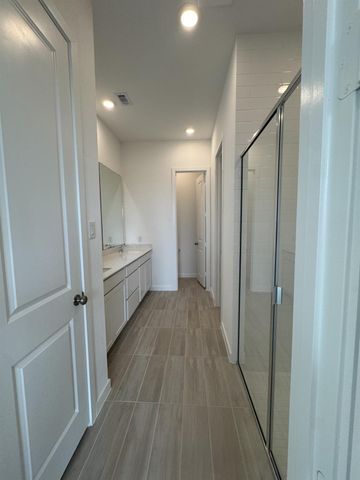 17523 Lavender Blossom Lane, Hockley, TX 77447