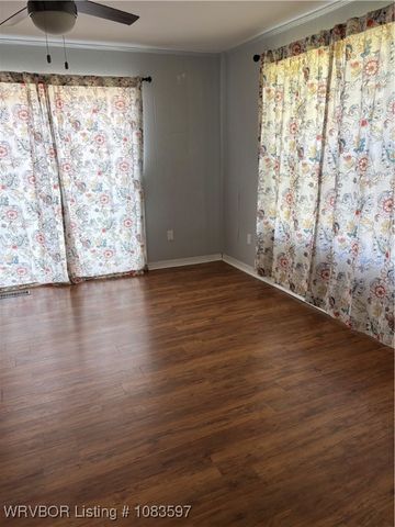 101 Hollow Drive, Roland, OK 74954