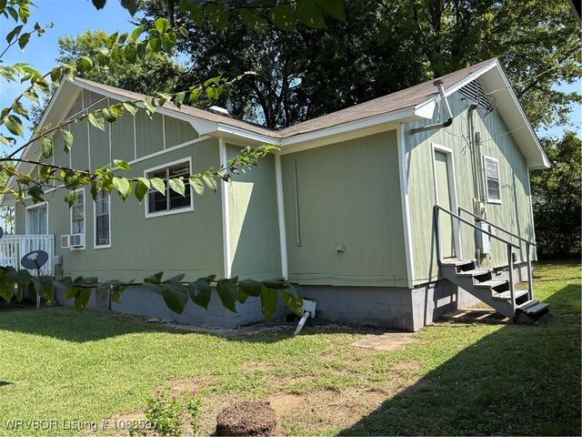 101 Hollow Drive, Roland, OK 74954