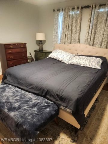 101 Hollow Drive, Roland, OK 74954