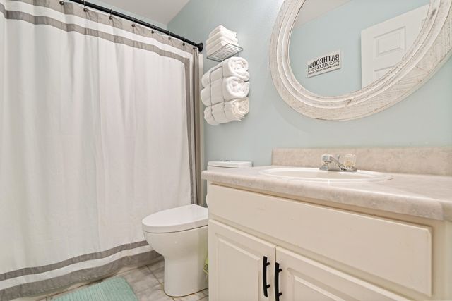 706 Marsh Harbor Drive, Mary Esther, FL 32569