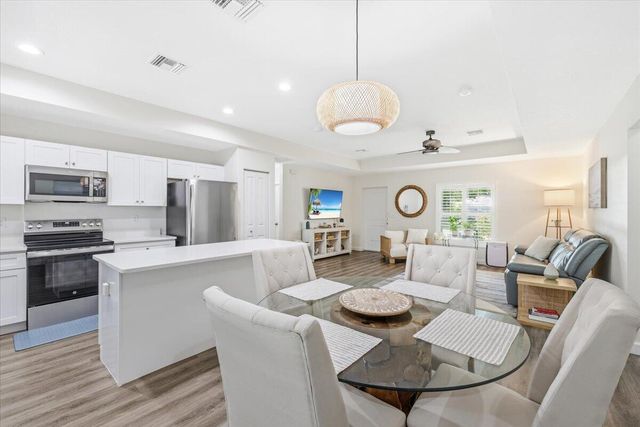 1116 SW 33rd Ave Avenue SW, Vero Beach, FL 32968