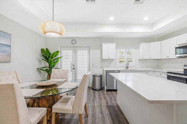 1116 SW 33rd Ave Avenue SW, Vero Beach, FL 32968