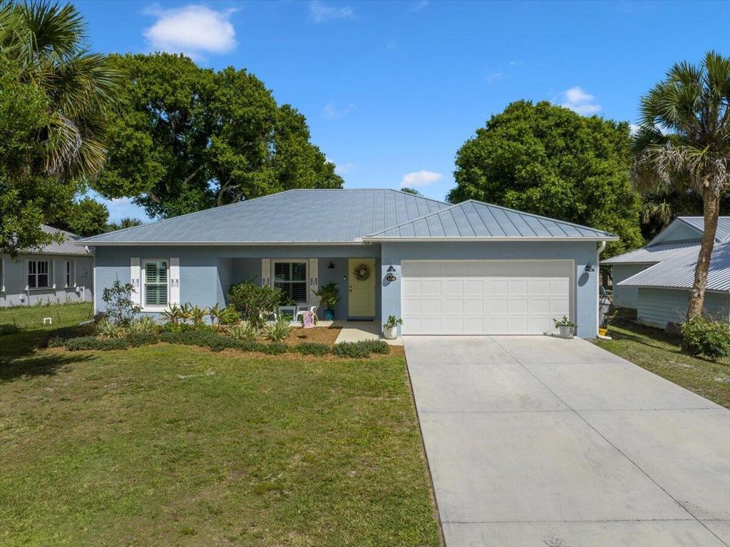 1116 SW 33rd Ave Avenue SW, Vero Beach, FL 32968