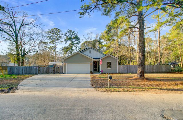 119 Bell Drive, Summerville, SC 29485