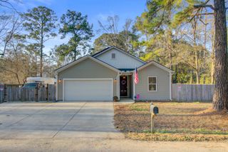 119 Bell Drive, Summerville, SC 29485