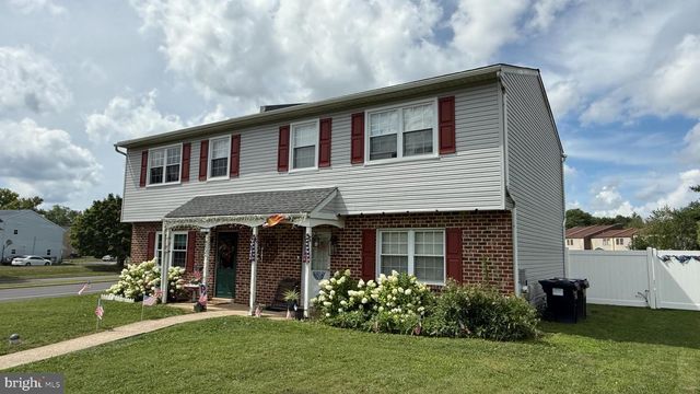 4552 LAURENCE CT, Bensalem, PA 19020