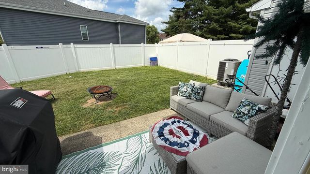 4552 LAURENCE CT, Bensalem, PA 19020