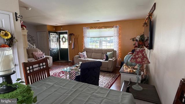 4552 LAURENCE CT, Bensalem, PA 19020