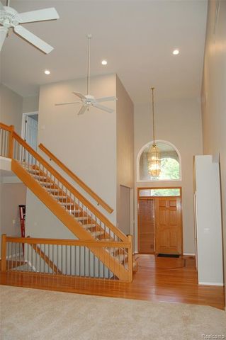 9843 Creekwood Trail, Davisburg, MI 48350