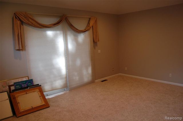 9843 Creekwood Trail, Davisburg, MI 48350