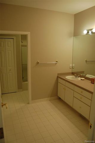 9843 Creekwood Trail, Davisburg, MI 48350