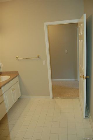 9843 Creekwood Trail, Davisburg, MI 48350