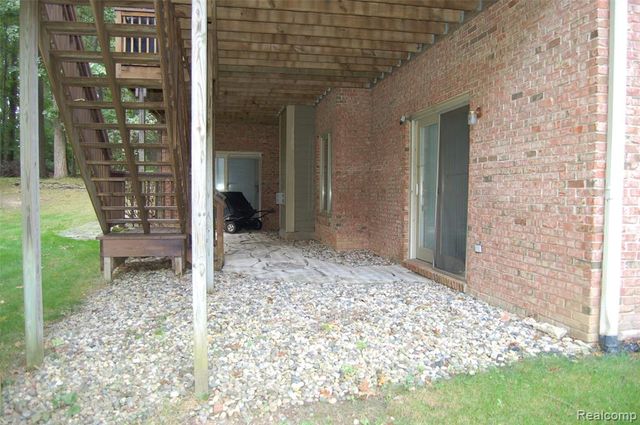 9843 Creekwood Trail, Davisburg, MI 48350