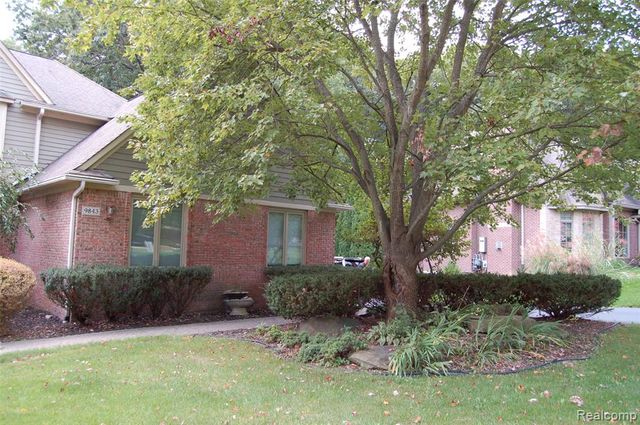 9843 Creekwood Trail, Davisburg, MI 48350