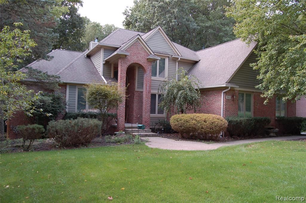 9843 Creekwood Trail, Davisburg, MI 48350