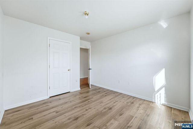 303-305 Runyon Street, Newark, NJ 07108