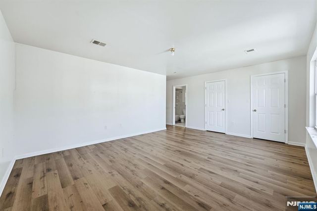 303-305 Runyon Street, Newark, NJ 07108