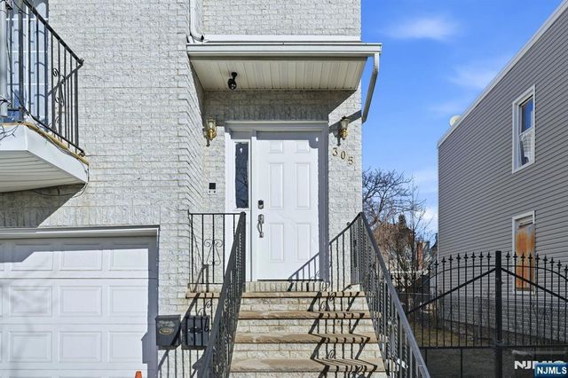 303-305 Runyon Street, Newark, NJ 07108