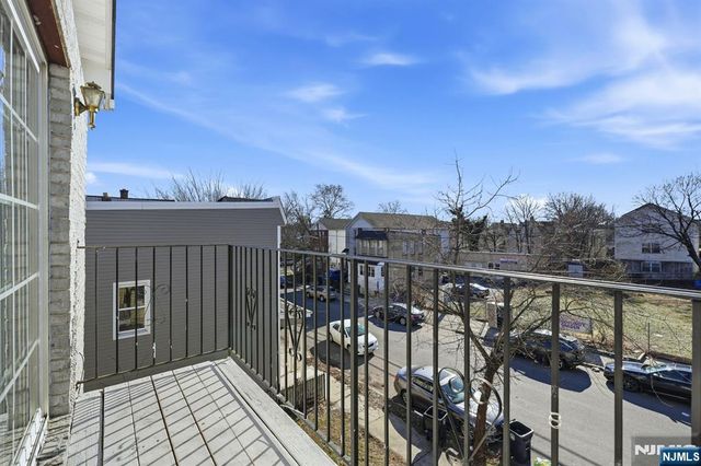 303-305 Runyon Street, Newark, NJ 07108