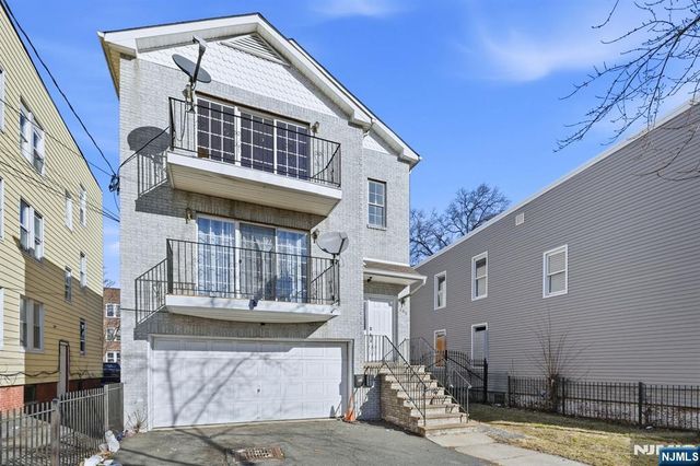 303-305 Runyon Street, Newark, NJ 07108