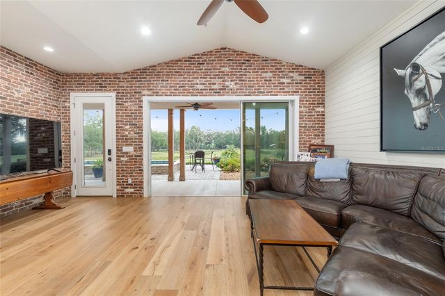 11140 NW 160TH AVENUE, Morriston, FL 32668