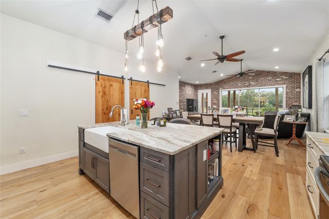 11140 NW 160TH AVENUE, Morriston, FL 32668