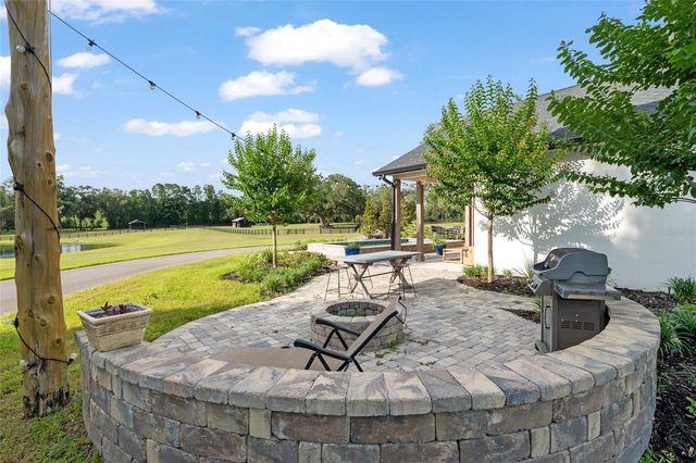 11140 NW 160TH AVENUE, Morriston, FL 32668