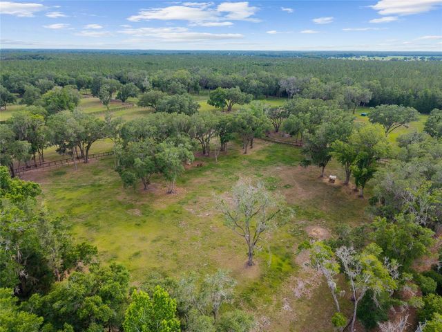 11140 NW 160TH AVENUE, Morriston, FL 32668