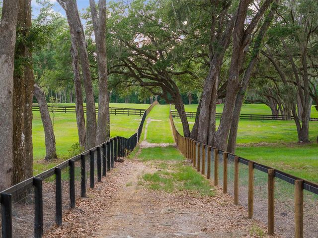 11140 NW 160TH AVENUE, Morriston, FL 32668