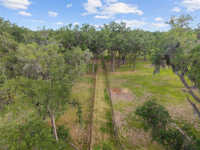 11140 NW 160TH AVENUE, Morriston, FL 32668