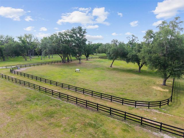11140 NW 160TH AVENUE, Morriston, FL 32668