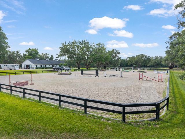 11140 NW 160TH AVENUE, Morriston, FL 32668