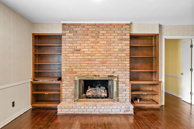 107 N Sunset Cir, Hopkinsville, KY 42240