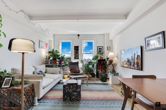 200 W 108th St Apt 12F, New York City, NY 10025