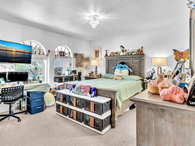 5301 SW 190th Avenue, Southwest Ranches, FL 33332