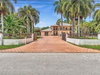5301 SW 190th Avenue, Southwest Ranches, FL 33332