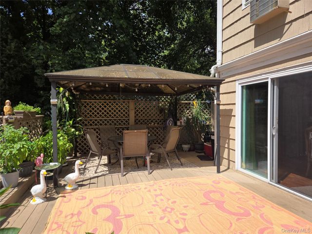 810 Fenimore Road, Mamaroneck, NY 10543