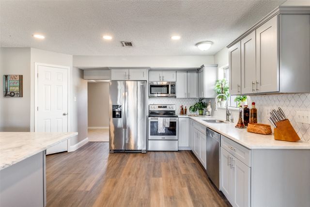 103 Wake Drive, Richardson, TX 75081