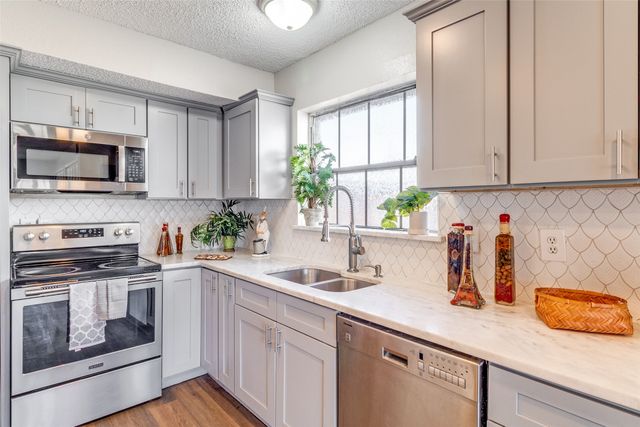 103 Wake Drive, Richardson, TX 75081