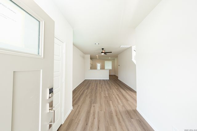 14927 Fischer Garden, San Antonio, TX 78253