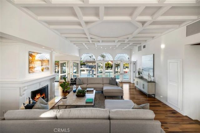 218 Evening Star, Newport Beach, CA 92660